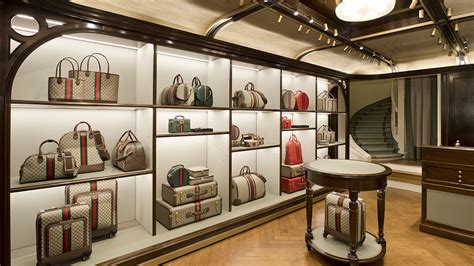 Gucci shopping bag in store